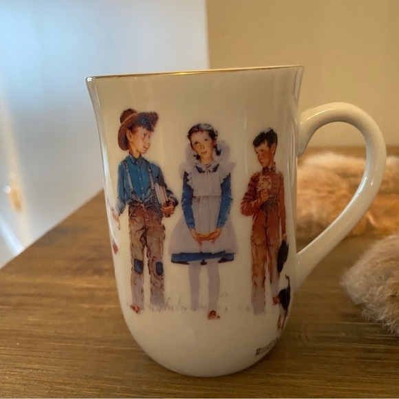 Norman Rockwell mugs  X4 - Picture 3 of 8